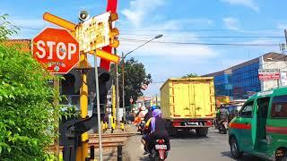 Indonesia Railroad Crossing Compilation - showreel
