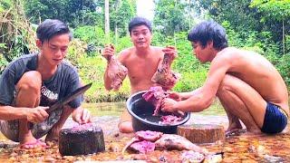 MASAK DAGING KIJANG HUTAN DI KALIMANTAN