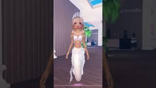 Making MERMAID outfits in the *NEW* summer update #roblox #shorts #dresstoimpress
