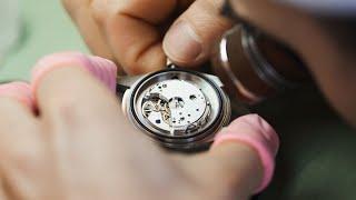 Luxury Rolex disassembly and assembly The repair process of a Master