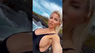 Jessica Weaver   jessicakes33  Rate this view bikini and necklace