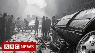 Pakistan International Airlines passenger plane crashes in Karachi - BBC News