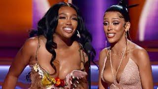 SZA & Doja Cat  Best Pop Duo - Kiss Me More - LIVE Grammys