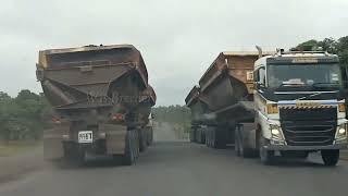 Truck Trailer Pekerja Tambang Batubara di Tabalong Kalimantan Selatan