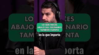 El comediante abajo del escenario #bed #podcast #christmas #regionalmexicano #christmascharacter