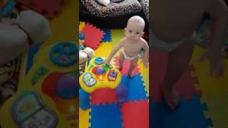 ПРОКАТ РАДУГА НОВОРОССИЙСК. Столик Fisher Price Блестящие основы