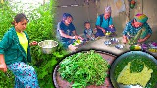 Our Traditional Food Green Nettle Curry with Corn Rice Eating आज सिस्नु सँग मकैको भात थेप्ला खाइयो