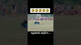 B3ncong Maen Bola Bikin Ngakak #shorts #shortvideo #lucu #ngakak #bencong