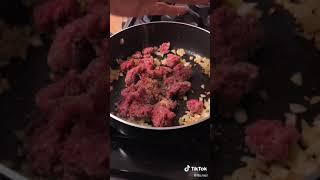 SIMPLE HEALTHY MACARONI AND BEEF RECIPE #Shorts