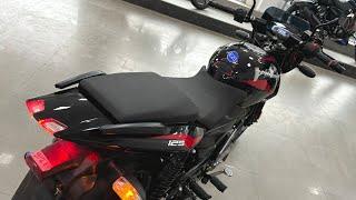 Newly Launch  Bajaj Pulsar 125 Digital Meter Split seat Details Review  On Road price New features