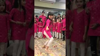 Dance Trending  #trending #viral #dance #status #shorts #nandini091013 #youtubeshorts #shortvideo