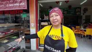 WOW  ROTI PANAS BISA 150 LOYANG TERJUAL - INDONESIAN STREET FOOD