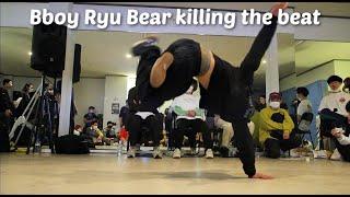 Bboy Ryu Bear destroying the beat with his unique footwork style. Whos got Daily Flava #17
