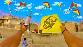 Long Kite Fighting with bull kite flying  kite fight  easy kite cut