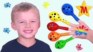 Max Plays with Balloons and sings along fun video for kids