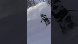 Powder skiing in slow-mo