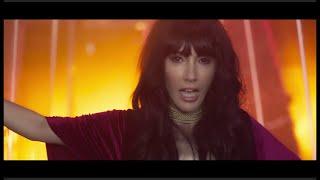 Hande Yener feat. Serdar Ortaç - İki Deli  Official Video 