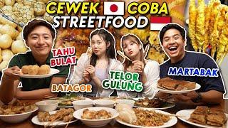 REAKSI HITOMI RACHEL MUKBANG STREETFOOD INDONESIA MARTABAK SATE BATAGOR DLL