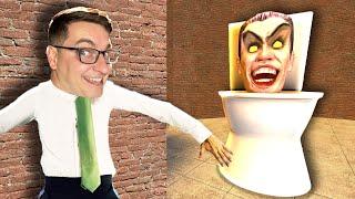 Skibidi Toilet is chasing us in the labyrinth Garrys Mod