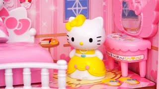 Hello Kitty and Mimi Princesses and the Crying Dragon   Family Fun Playing in Hello Kitty Dollhouse