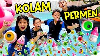 BERENANG DI KOLAM PERMEN JADUL BARENG SEPUPU KEMBAR  HUJAN PERMEN BOLA MATA & DOT BAYI  Vlog Lucu