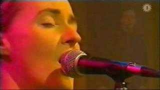 Lisa Gerrard & Pieter Bourke Sacrifice