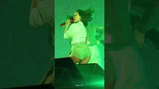 240420 HWASA the 1st FANCON TOUR Twits Im a 빛 화사 세로 직캠 HWASA FANCAM