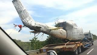 Unique Homecoming Flow Helicopter Trailer Is Also Transported Through Cipali Toll