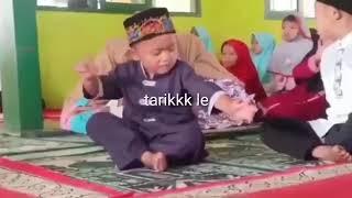 anak kecil lucu joget sholawat Syaikhona tarikkkkkkkkkkk le