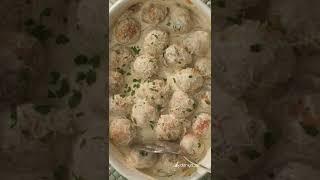 Куриные фрикадельки в сливочном соусе  Митболы из курицы в соусе