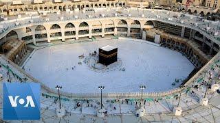 Saudi Arabias Mecca Empty of Pilgrims Amid Coronavirus