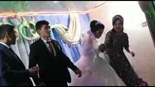 В Узбекистане жених ударил невесту прямо на свадьбе. #свадьба #той #узбекистан #драка #жених