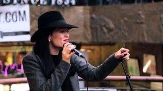 Jessie J - Price Tag Acoustic in Camden for Transmitter Live