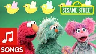 Sesame Street 5 Little Fairy Ducks  Elmos Sing-Along