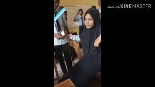 Viral anak SMA mesum di kelas