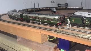 Bachmann Class 117 and Class 121 in BR Green.