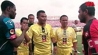 Arema VS Persipura Jayapura Super Big Match Singo Edan Jamu Tim Mutiara Hitam  ISL 20092010