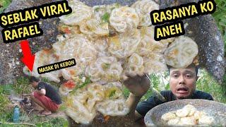 Seblak Viral Rafael Masaknya di kebon rasanya ko aneh?