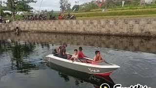 Mini speedboat Anti Gallao dari Spon Eva.