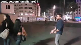 Arap Cocuk Türk Kızlarına Laf Atıp Taciz Ediyor.. Ve Sonrası Yaşananlar Taksim Meydanı..