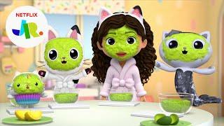 Squishy Squeezy Glow Masks  Gabby’s Dollhouse  Netflix Jr