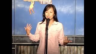 2 Blind Guys Go Into A Bar - Amy Anderson Stand Up Comedy