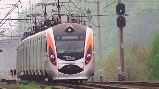 Speed train Hyundai Rotem HRCS2-002 en route