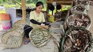 The fetus is healthy the mother waits for the day to give birth - Weaving a bamboo basket