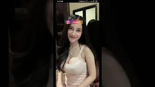 Cantik Lagi Makan Buah Jangan Gagal Fokus