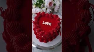 ️️️ #cakedecorating #lovecake #heartcake #cake