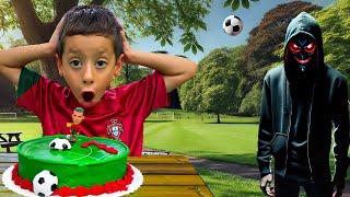 My Ronaldo Cake Was Stolen By A Stalker