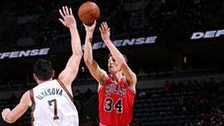 Mike Dunleavy Buries the Game-Winning Three for the Bulls