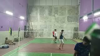 GOR Sakinah AlfredKimunk W x SandiUCU #pbcampoet #badminton #salamolahraga