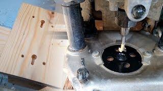 Cutting keyhole slots for a mantle piece with a router